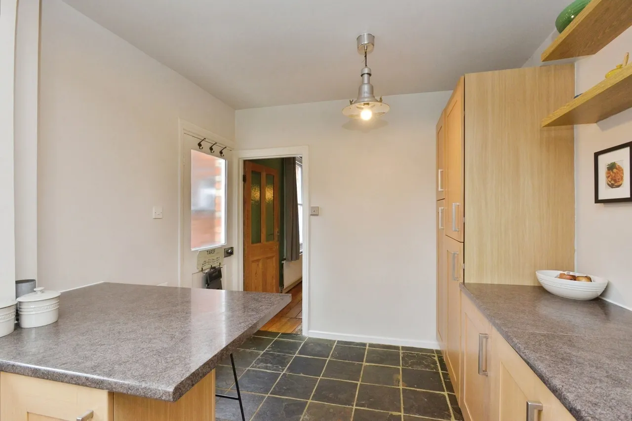 Windsor Street, Wolverton, Milton Keynes, Buckinghamshire, MK12, photo 8