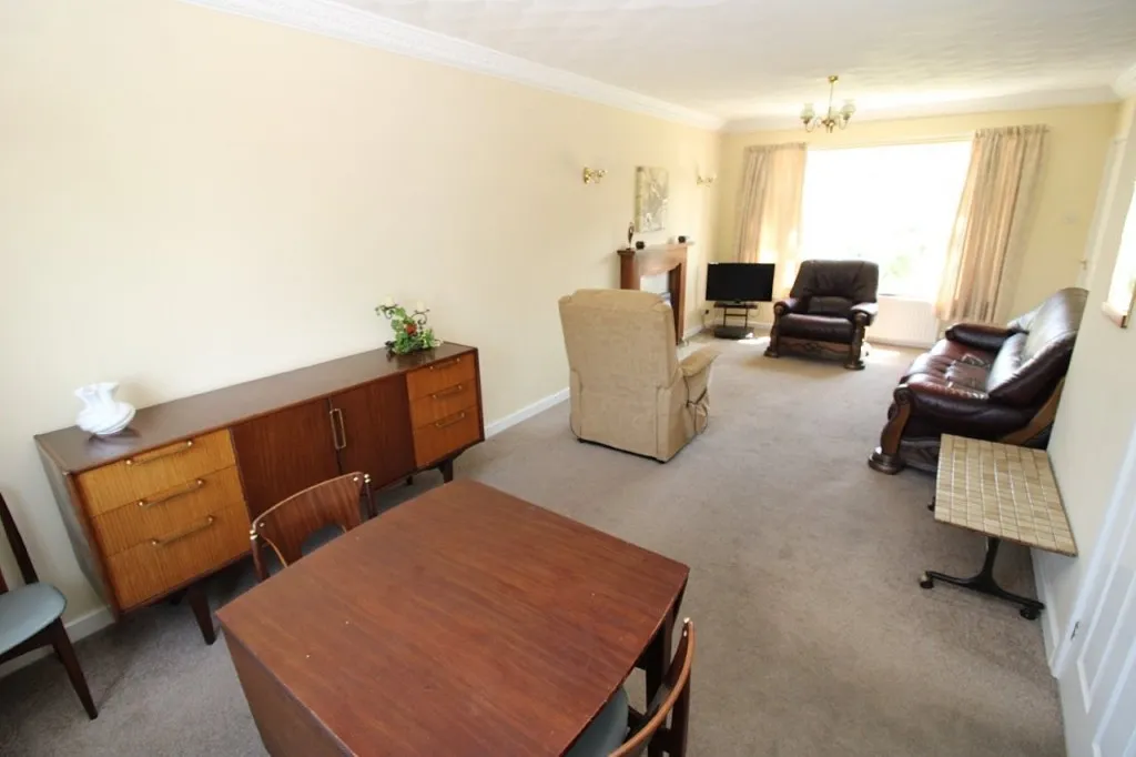 West View, Cudworth, photo 6