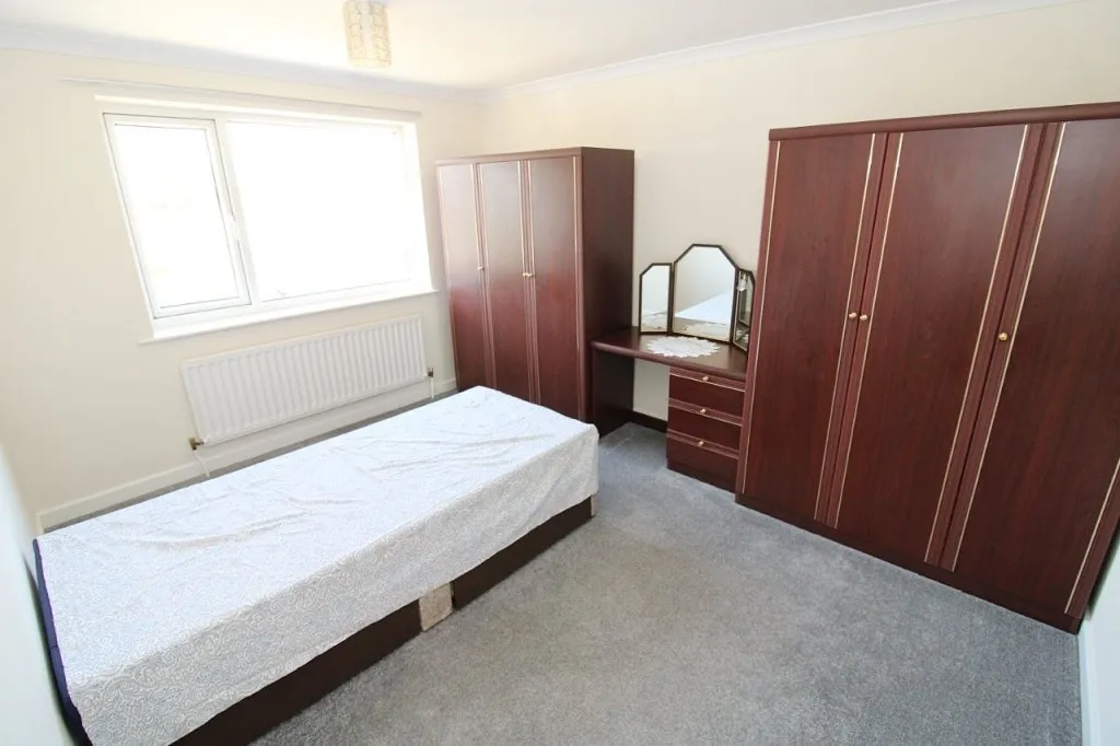 West View, Cudworth, photo 7