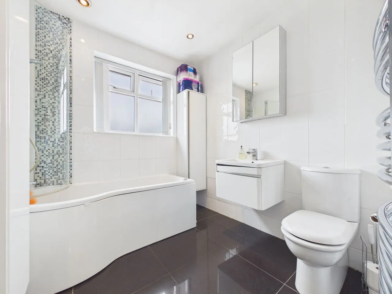 Bedford Close, Featherstone, WF7, photo 19