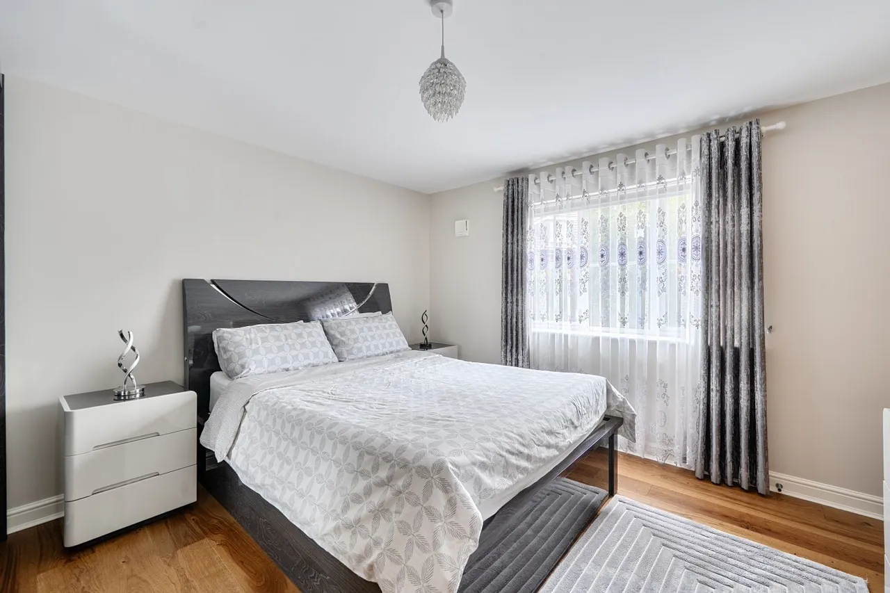 Cuddington Avenue, Worcester Park, KT4, photo 2