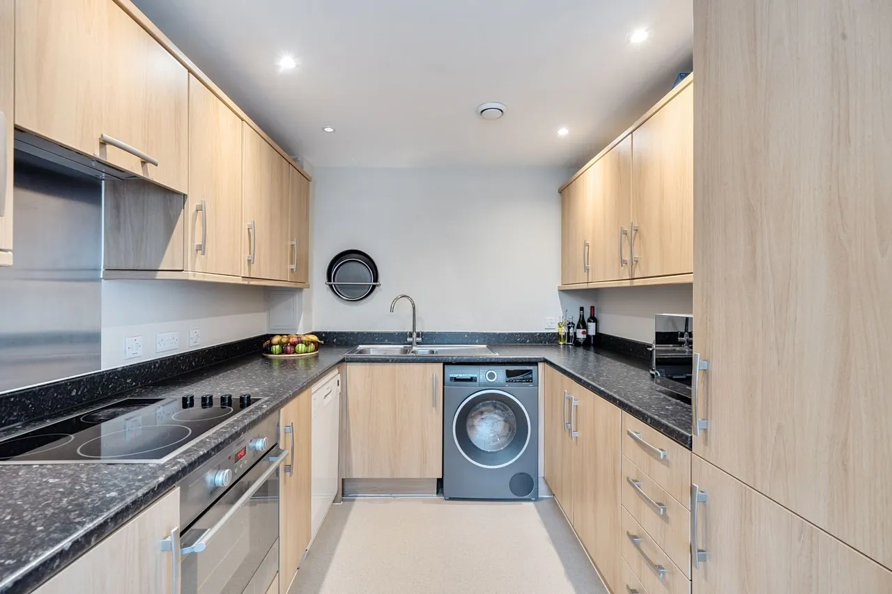 Cuddington Avenue, Worcester Park, KT4, photo 6