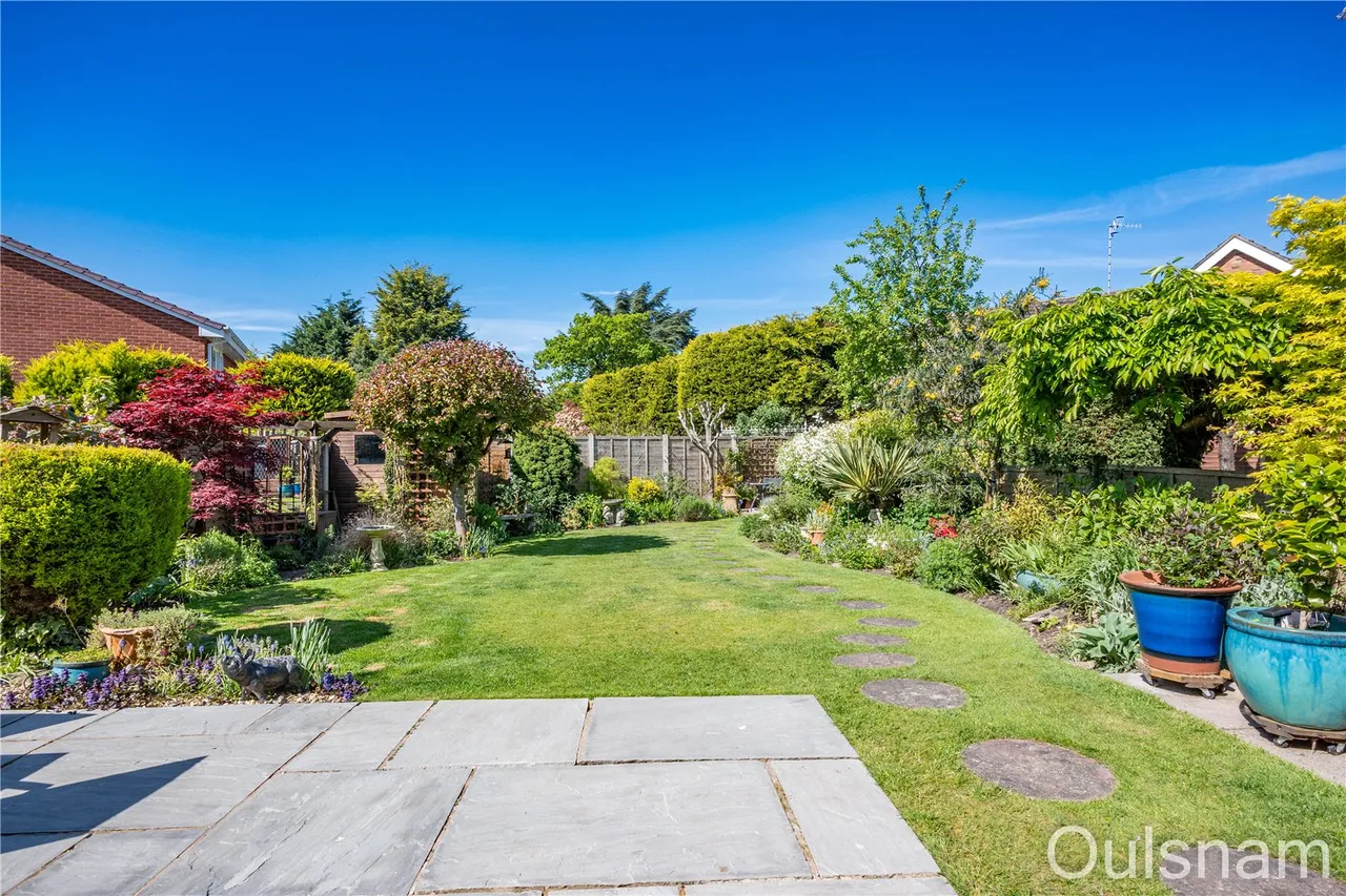 Avoncroft Road, Stoke Heath, Bromsgrove, Worcestershire, B60 4NG, photo 21
