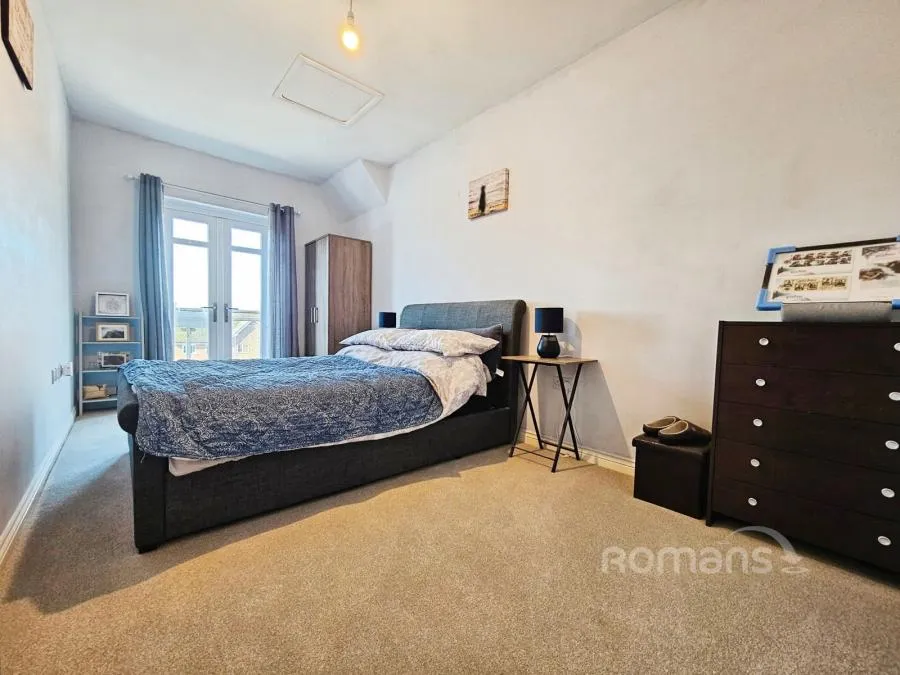 Bramall Place, Church Crookham, GU52, photo 6