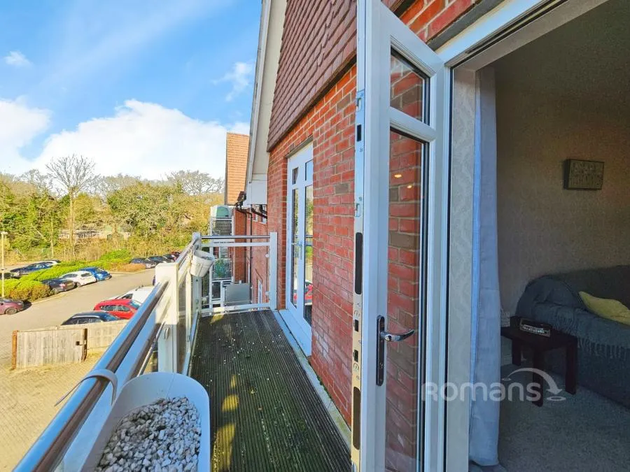 Bramall Place, Church Crookham, GU52, photo 10