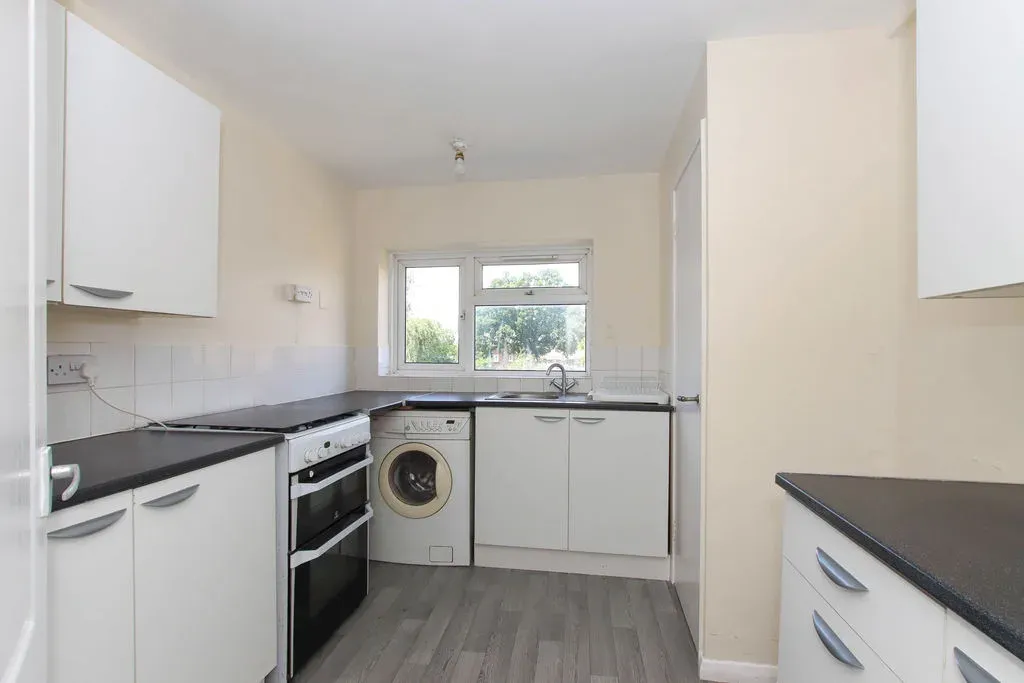 Manley Road, Hemel Hempstead, Hertfordshire, HP2 5EX, photo 2