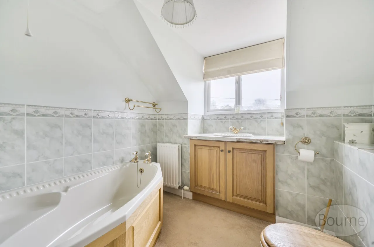 Grosvenor Road, Medstead, GU34, photo 18