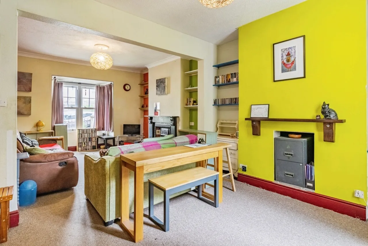 College Avenue, Tavistock, PL19, photo 3