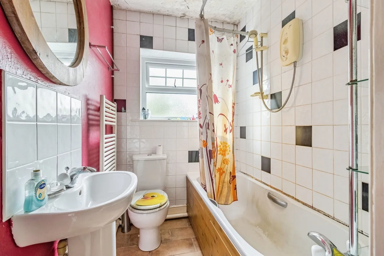College Avenue, Tavistock, PL19, photo 11
