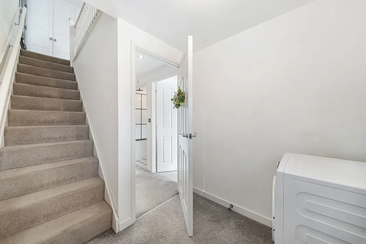 Worsley Close, Castlefields, Runcorn, Runcorn, WA7 2XL, photo 16