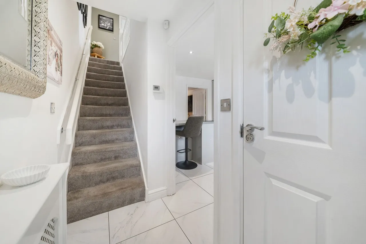Worsley Close, Castlefields, Runcorn, Runcorn, WA7 2XL, photo 10