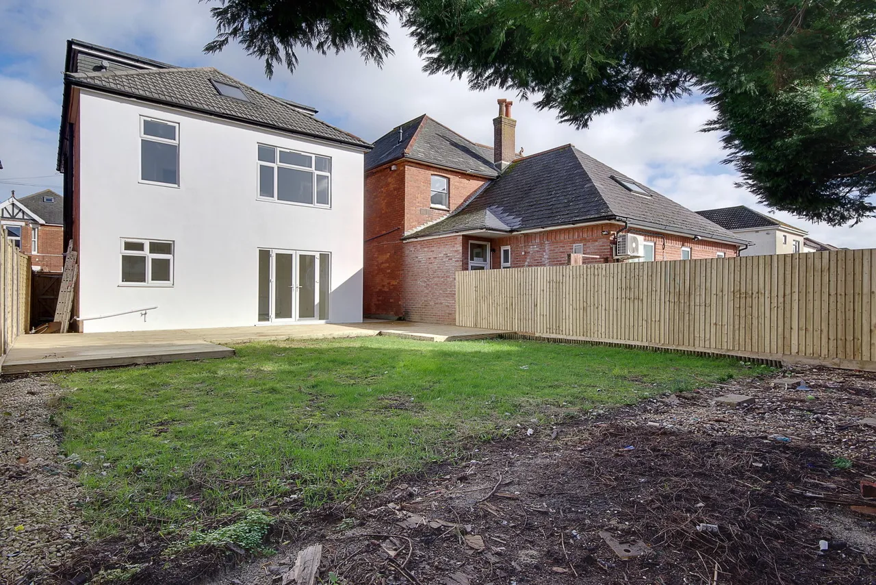 Capstone Road, Bournemouth, BH8, photo 41