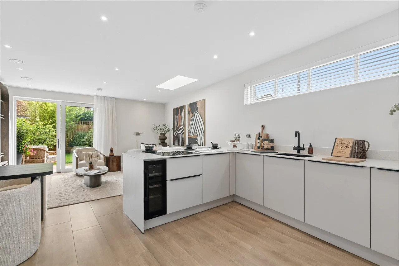 Bakers Mews, Twickenham, TW2, photo 6