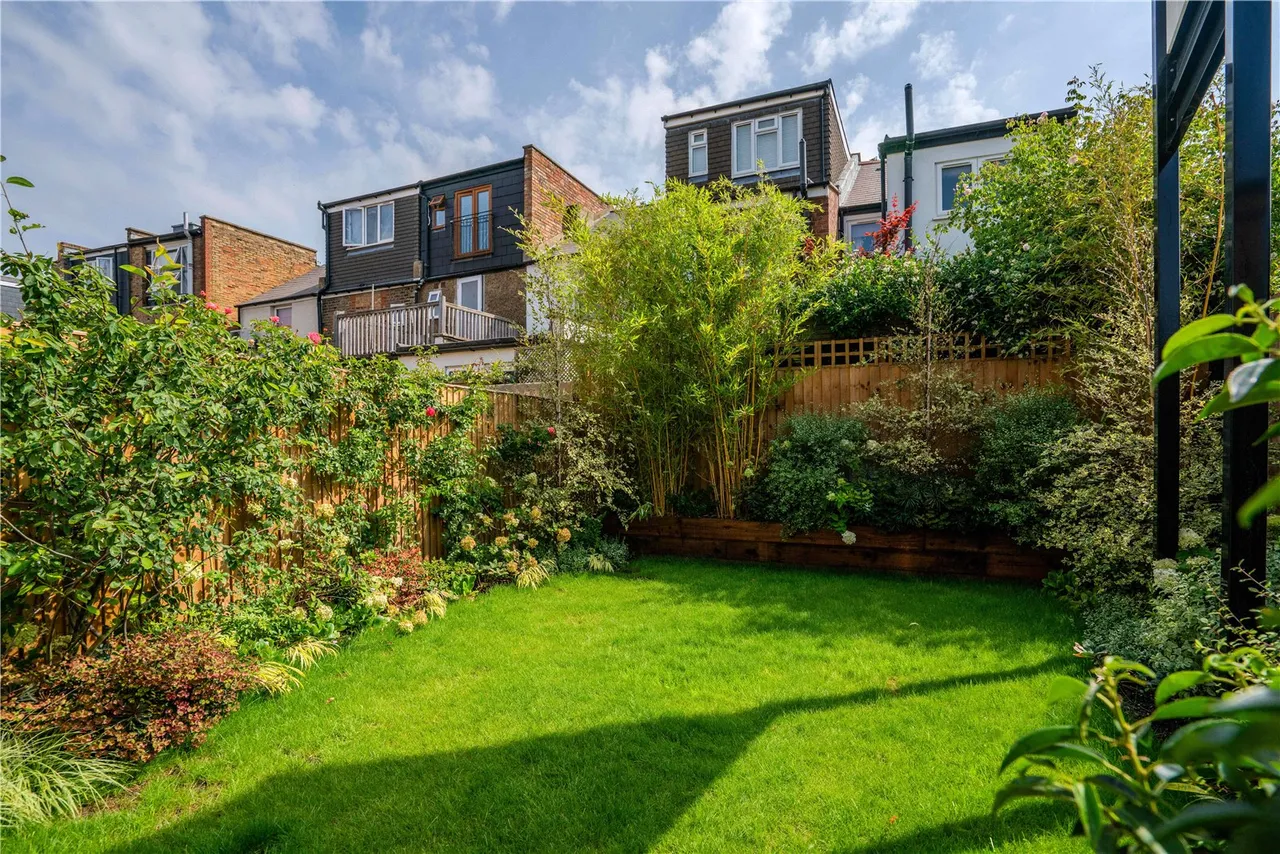 Bakers Mews, Twickenham, TW2, photo 16