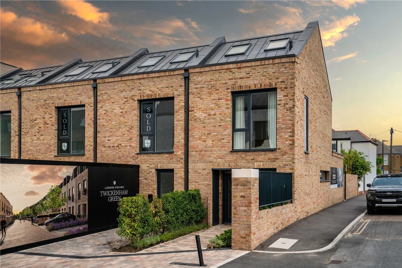 Bakers Mews, Twickenham, TW2, photo 19