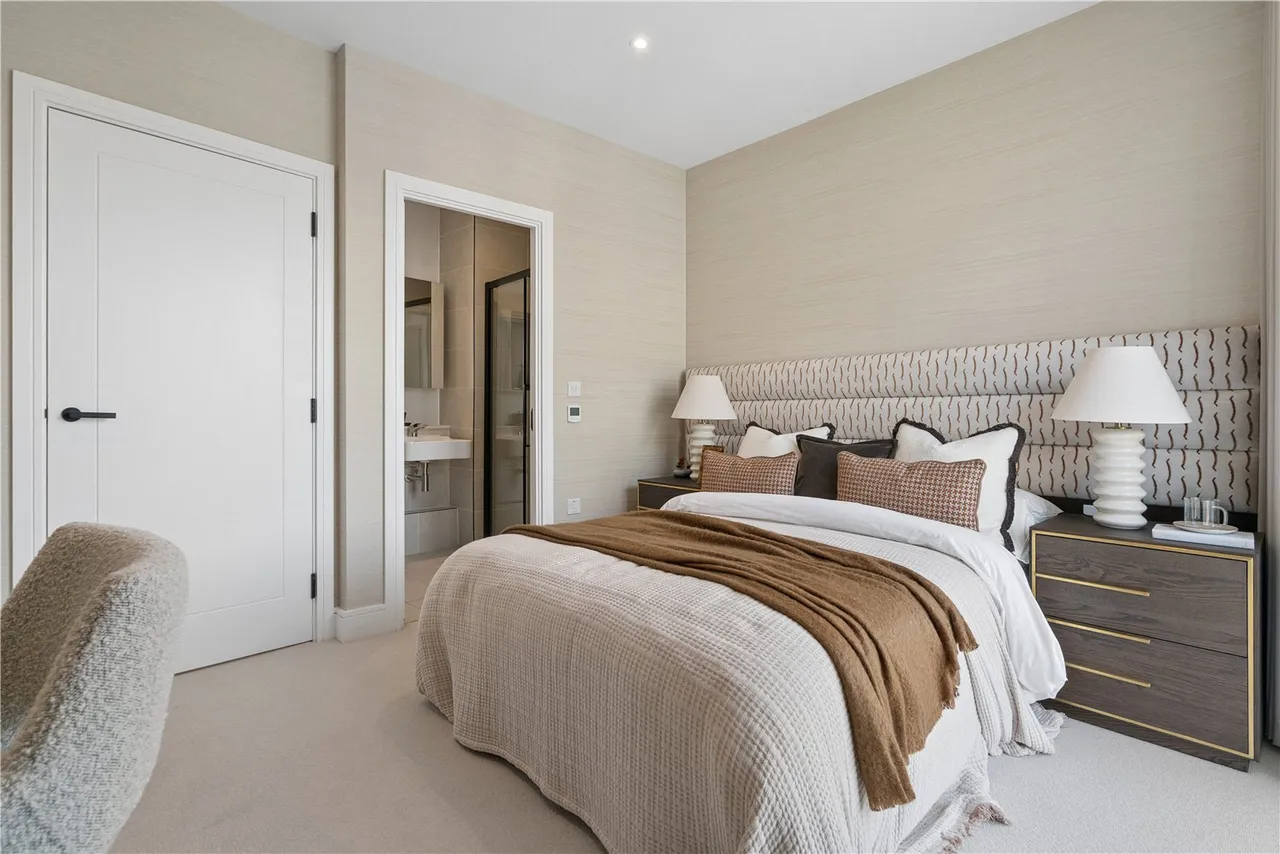 Bakers Mews, Twickenham, TW2, photo 10