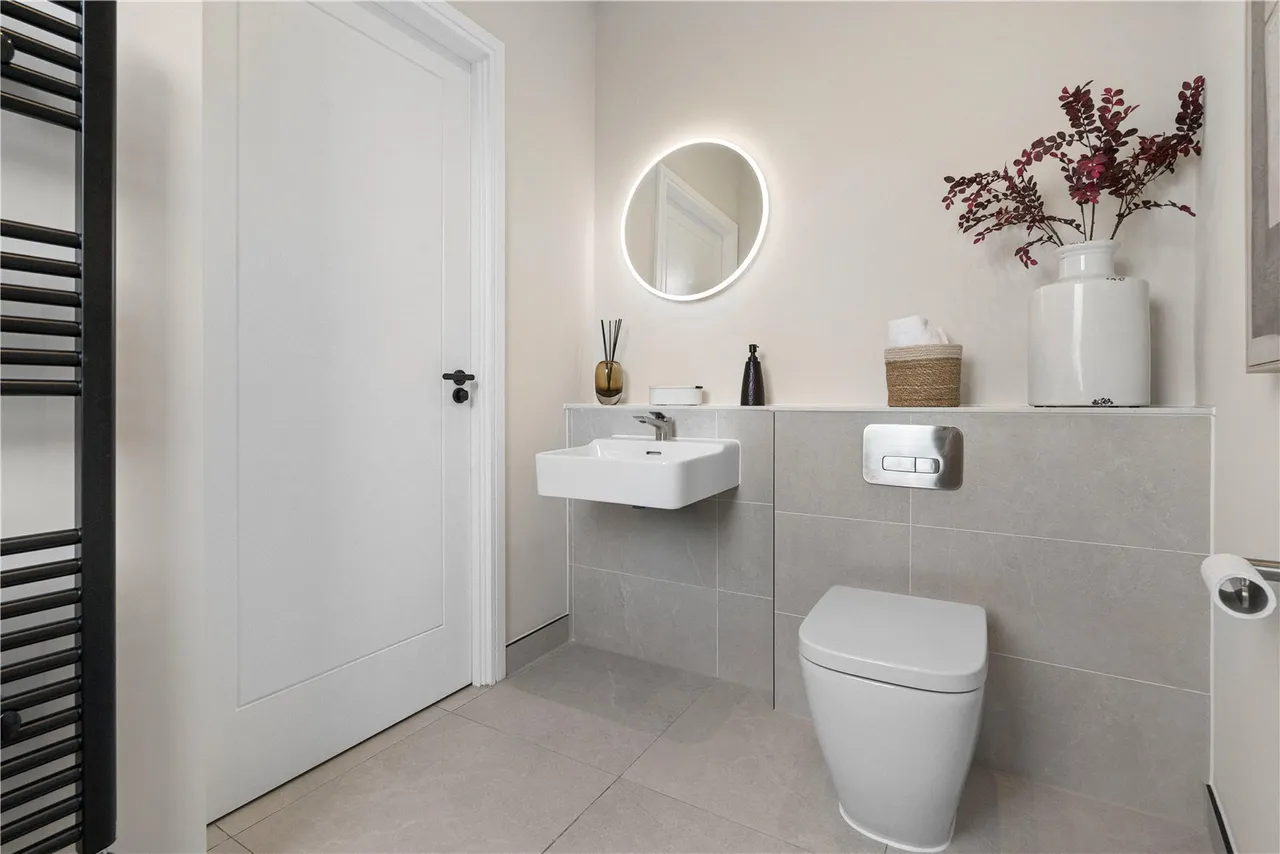 Bakers Mews, Twickenham, TW2, photo 13