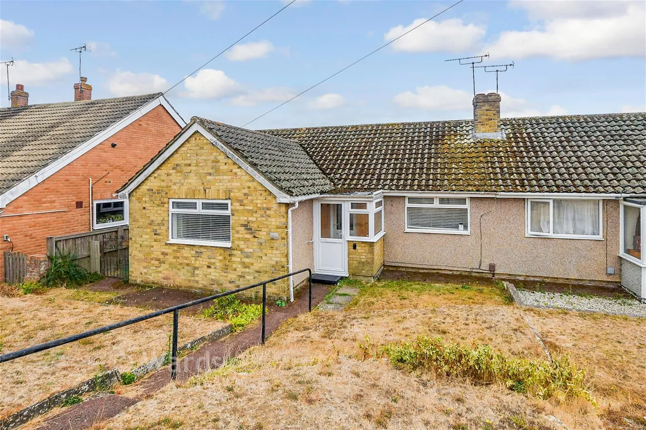 2 bed house for sale, Yeoman Gardens, Willesborough, TN24