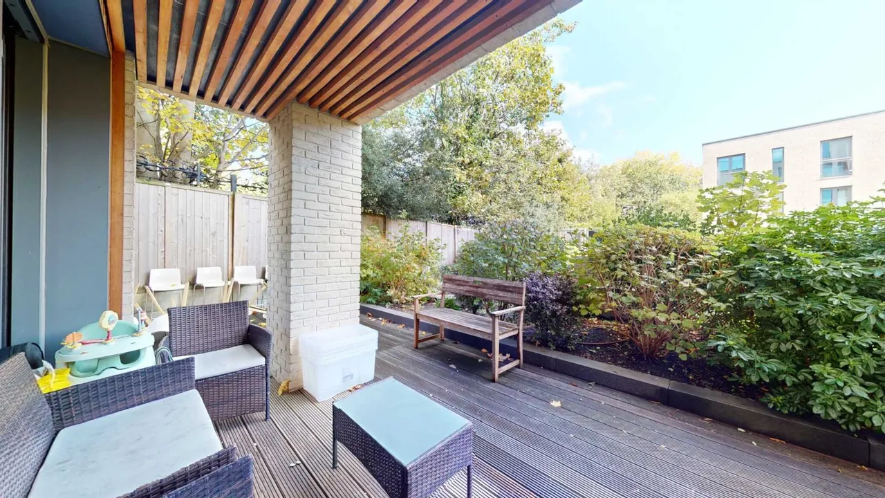 Chiswick High Road, Chiswick, W4 5AG, photo 9