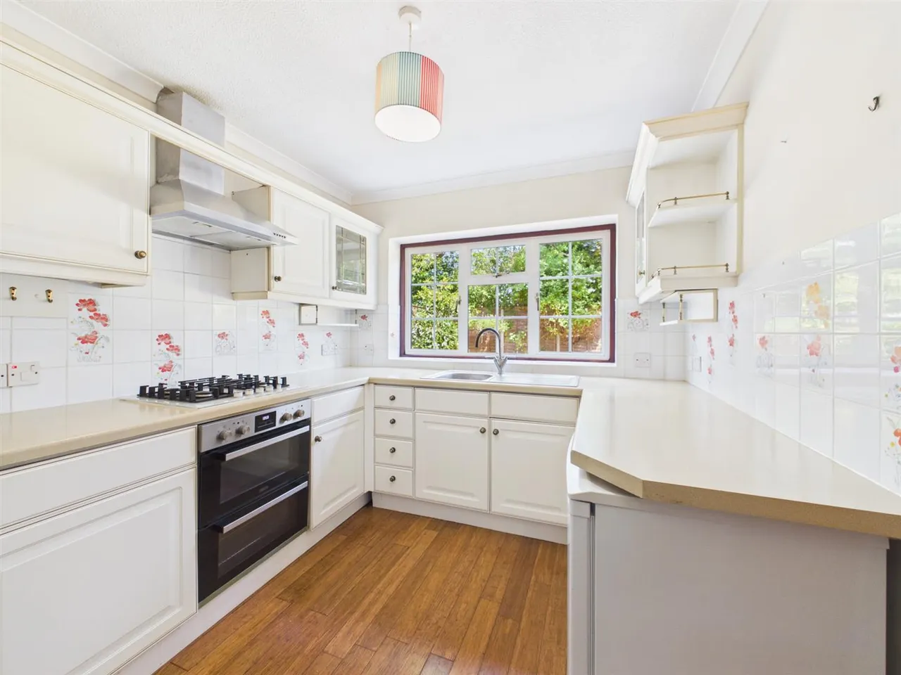 Seaford Close, Ruislip, HA4 7HN, photo 5
