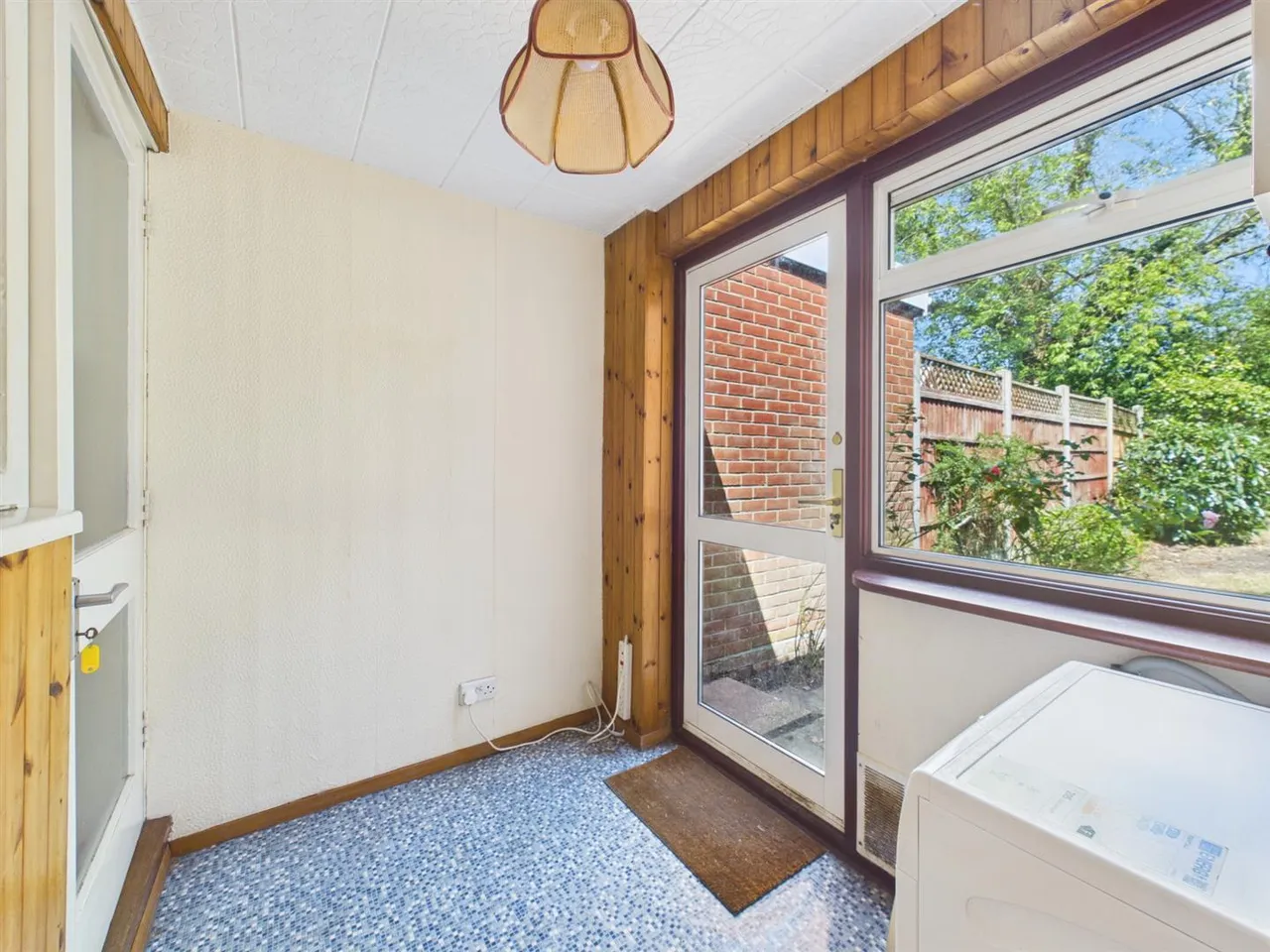 Seaford Close, Ruislip, HA4 7HN, photo 6