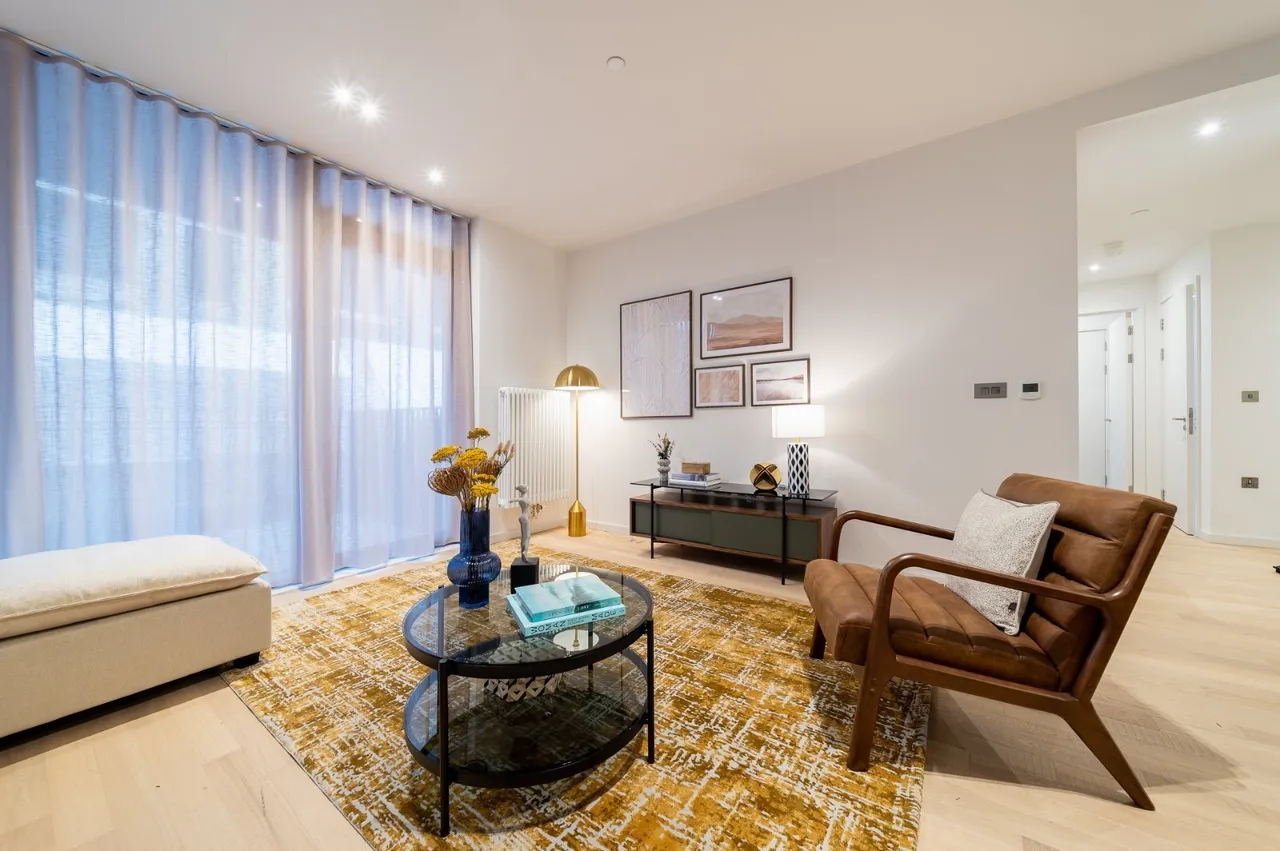 2 bed house for sale, Catherine Wheel Road, Brentford, TW8