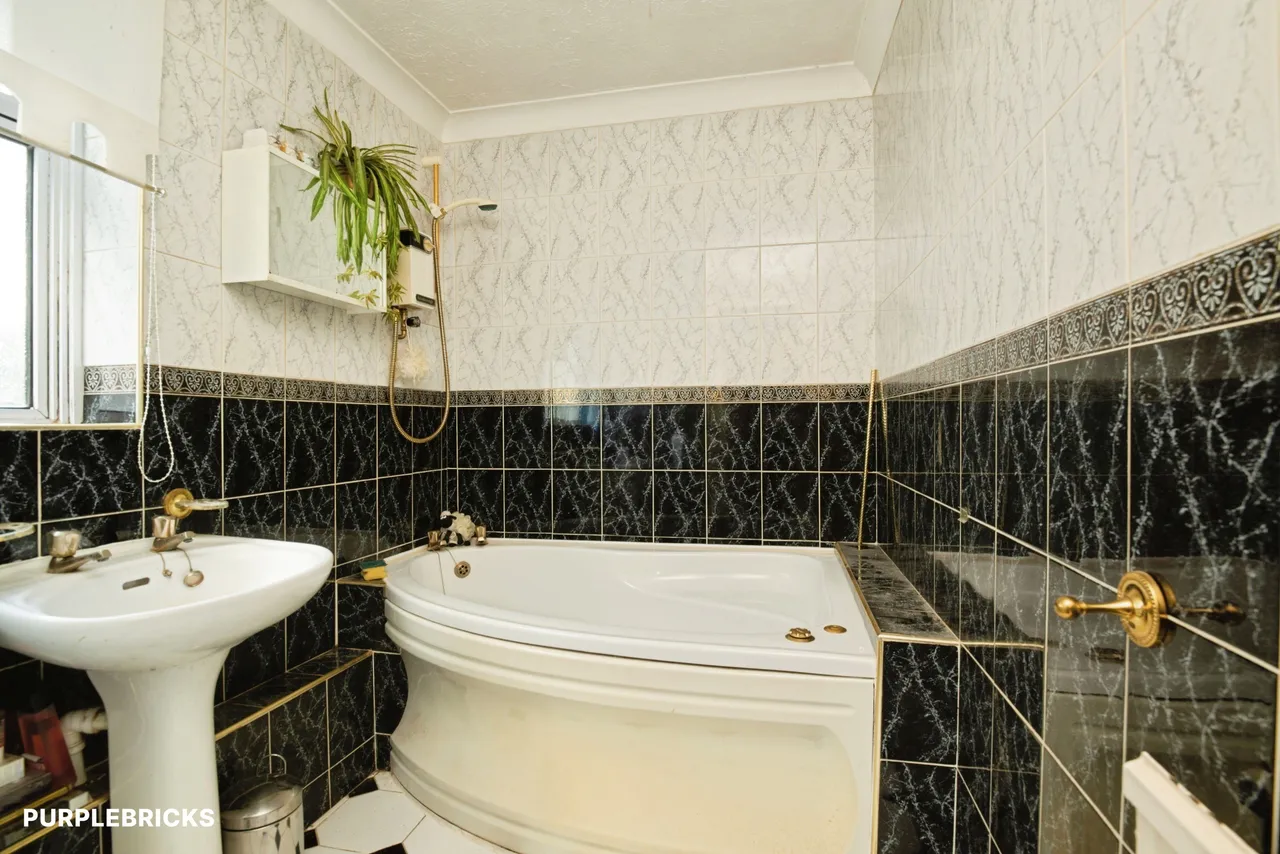 Eastfield Close, Caerleon, NP18, photo 16