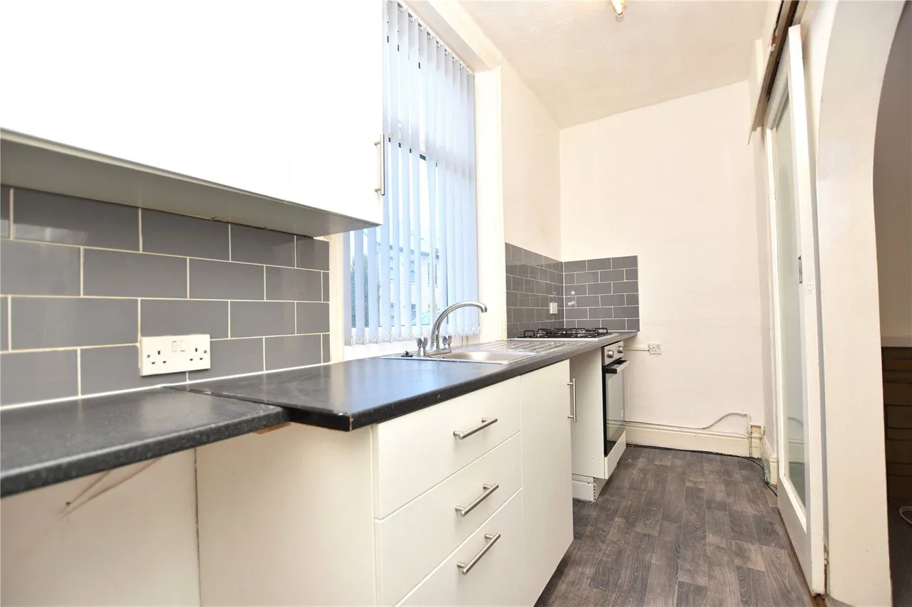 South Street, Morley, LS27, photo 6