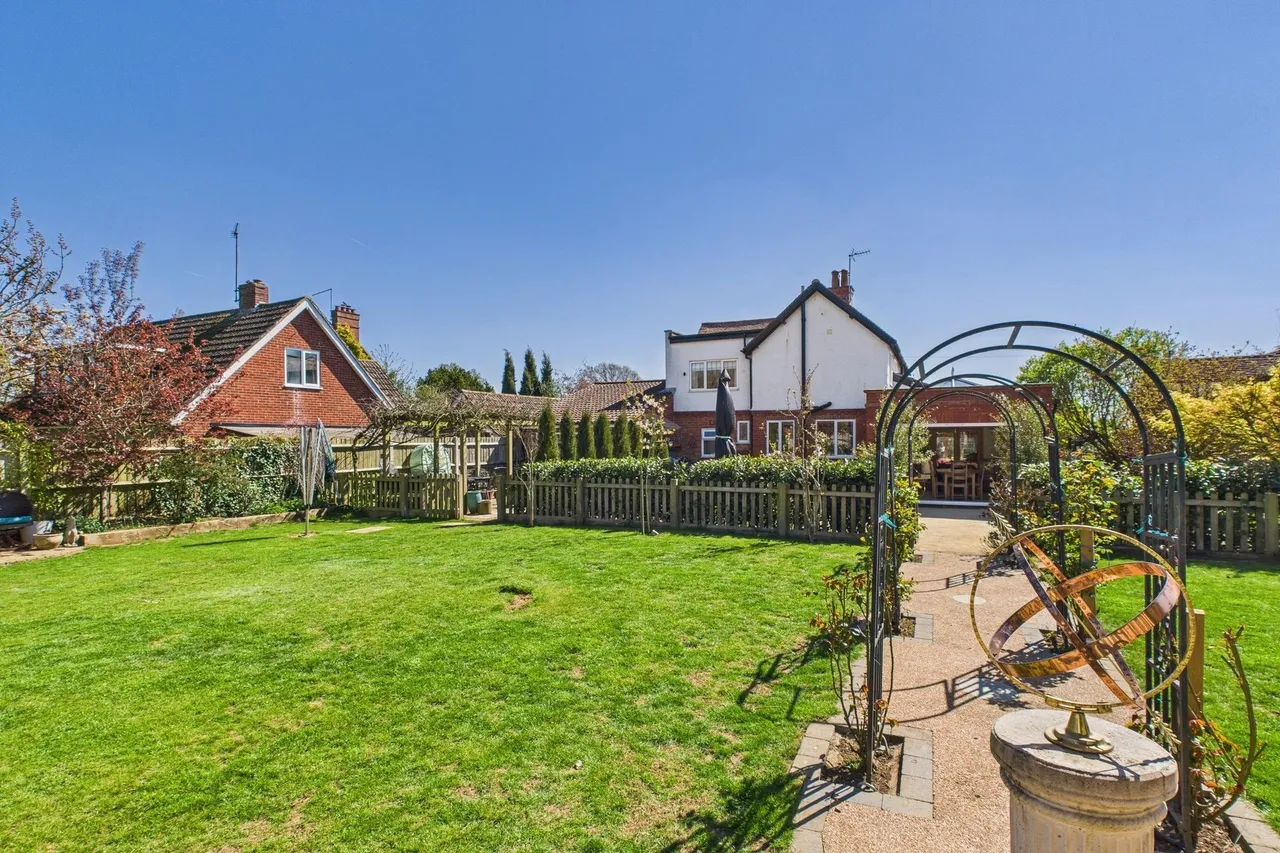 Leighton Road, Wing, LU7, photo 17