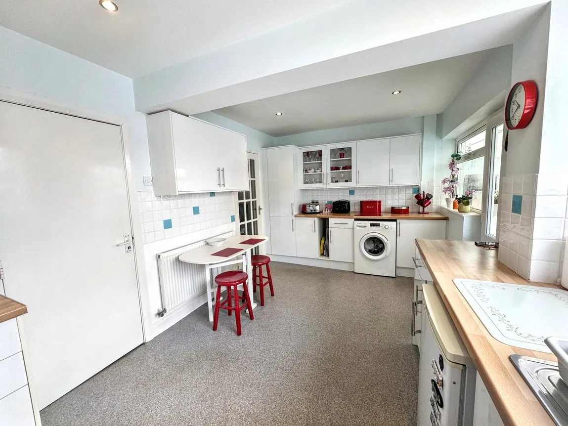Bron Wern, Llanddulas, Conwy, LL22 8JD, photo 9
