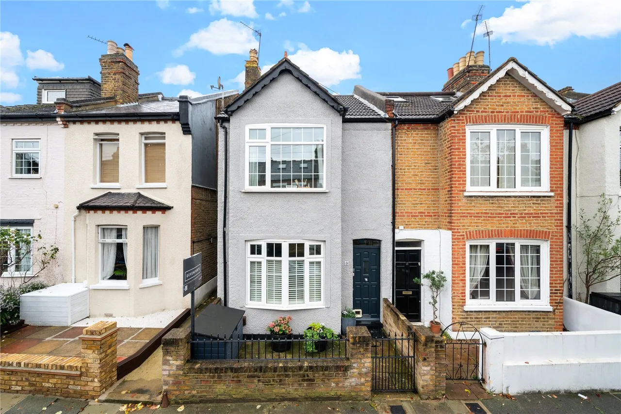 4 bed house for sale — Crane Road, Twickenham, TW2 6RX