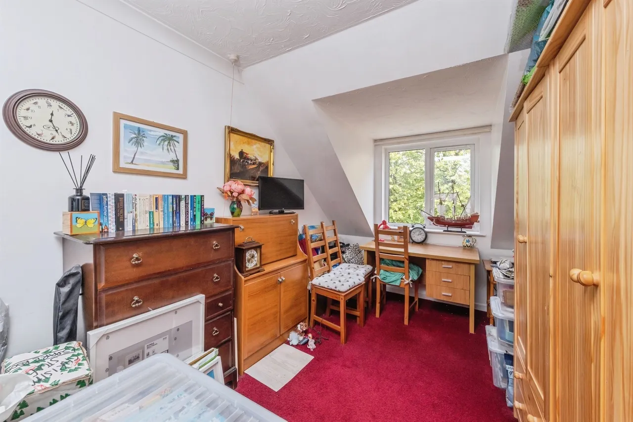 Lawnsmead Gardens, Newport Pagnell, MK16, photo 10