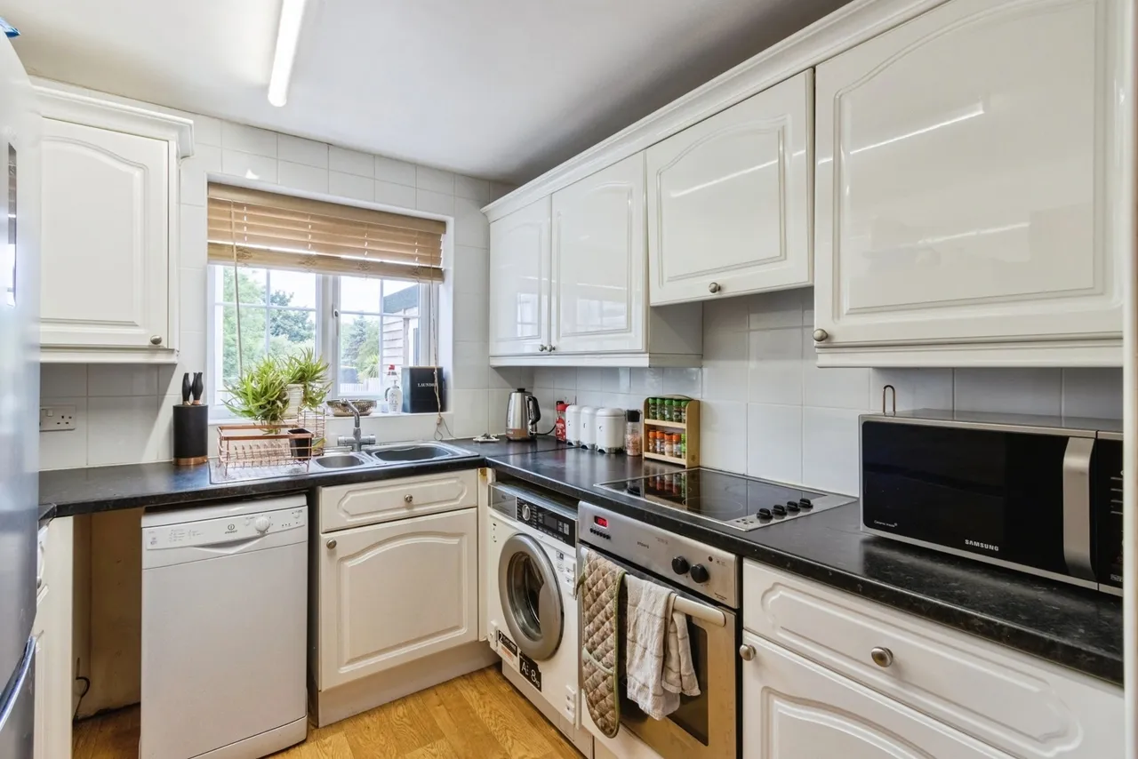 Moor Road, Stanley, Wakefield, West Yorkshire, WF3, photo 8