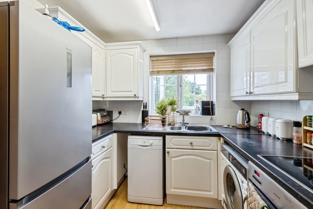 Moor Road, Stanley, Wakefield, West Yorkshire, WF3, photo 7