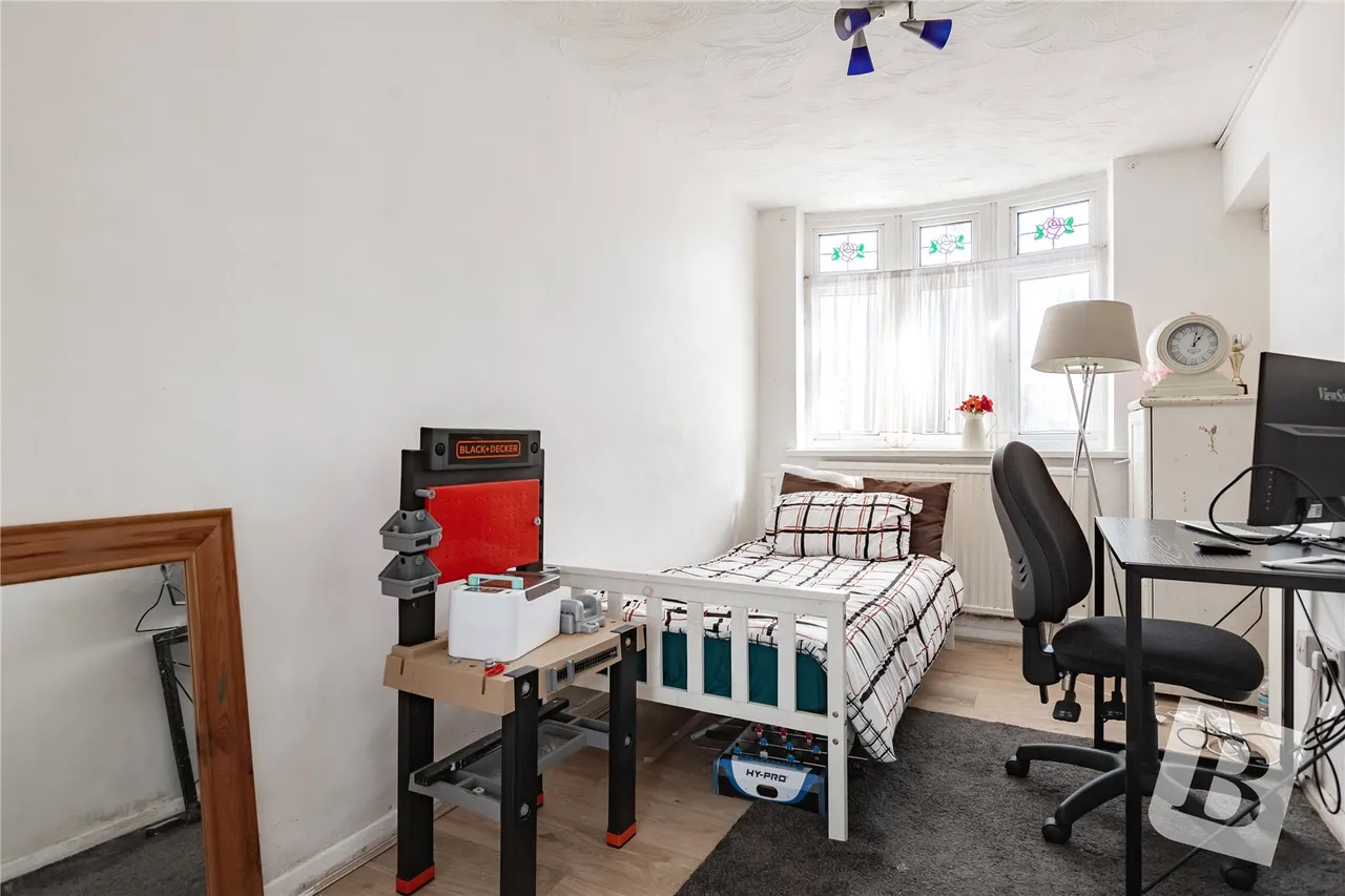 Rainham, RM13, photo 6
