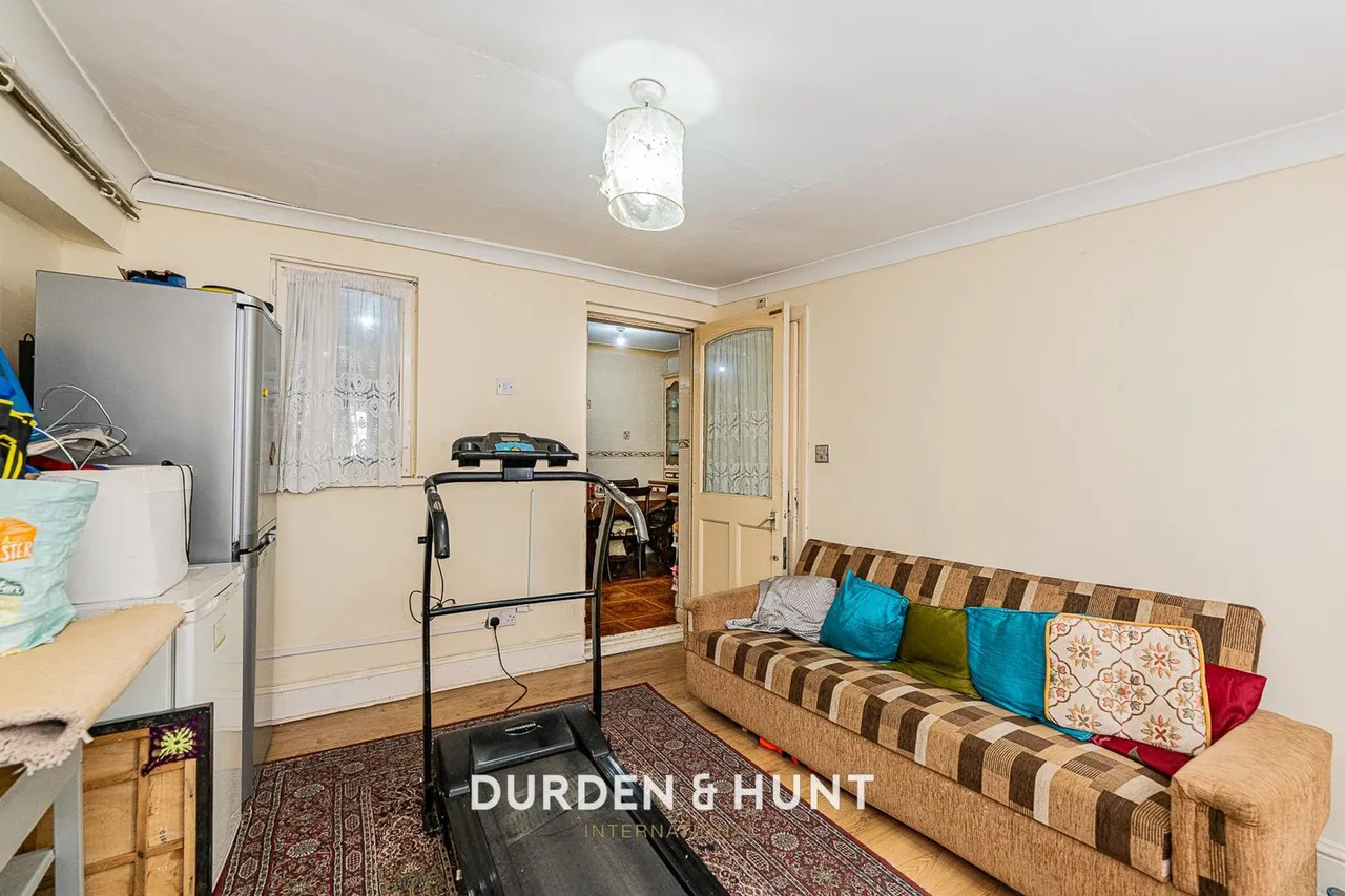 South Esk Road, Forest Gate, E7, photo 9