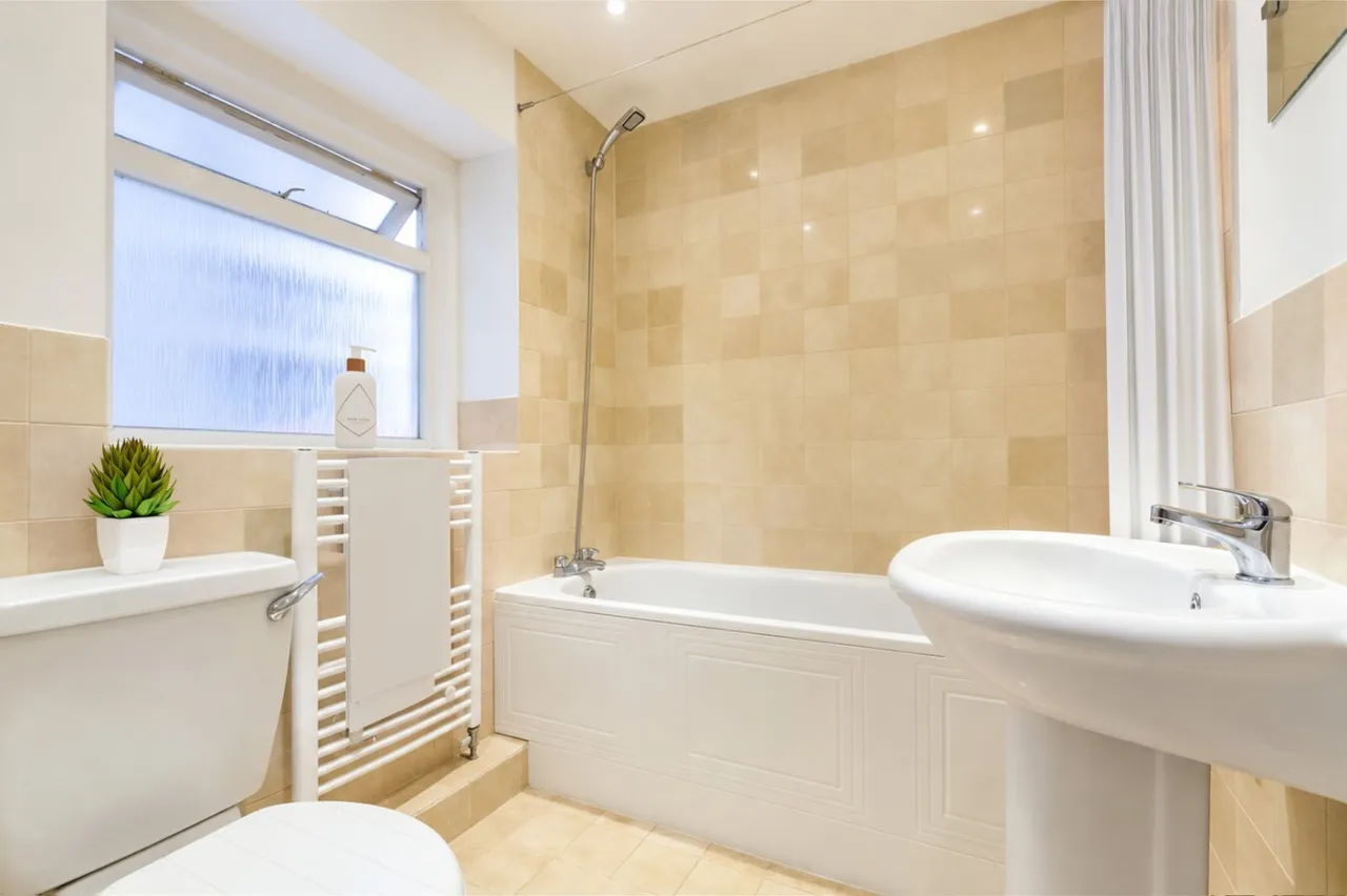 Onslow Road, Richmond, TW10, photo 5