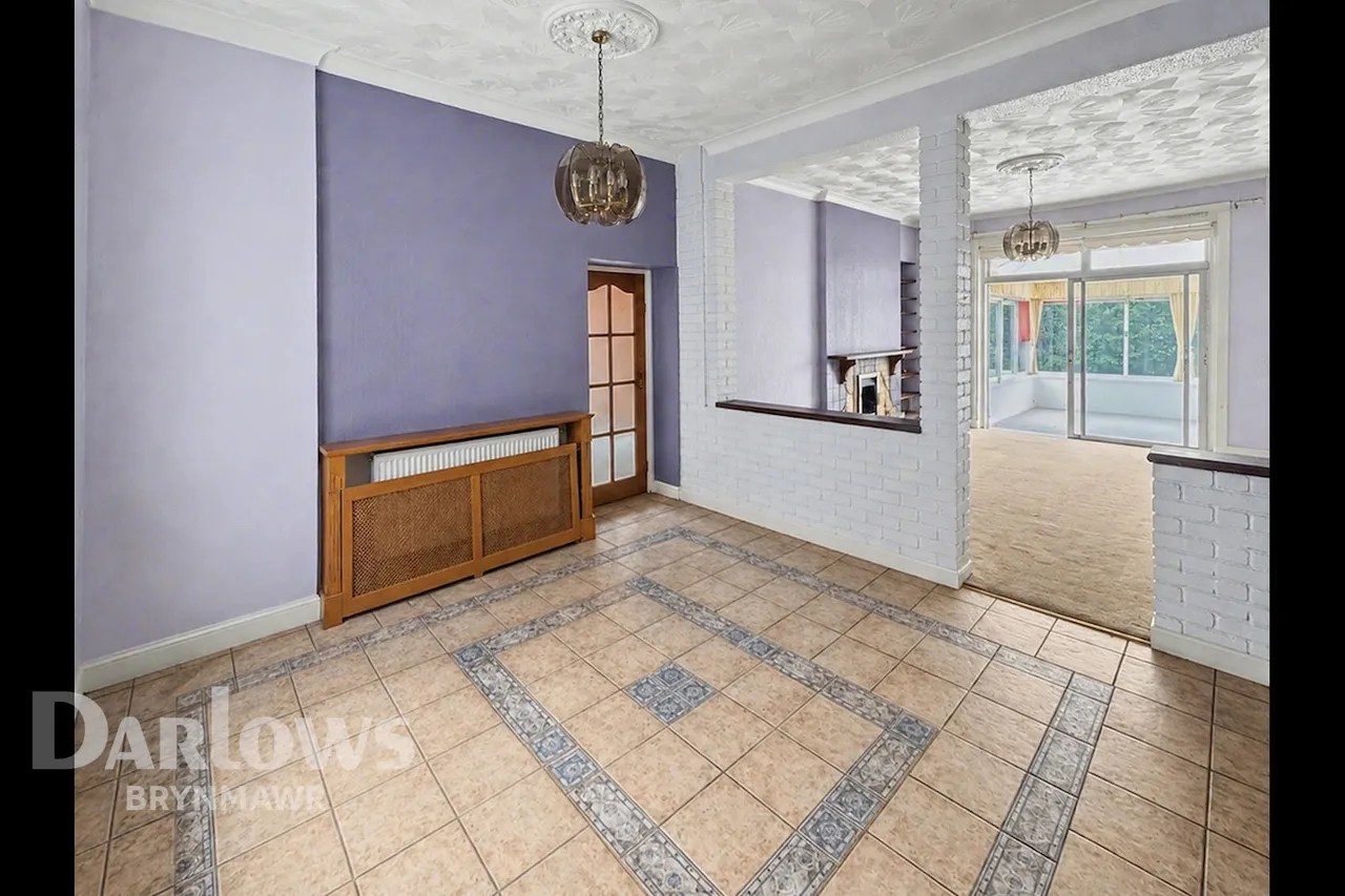 Hillview, Tredegar, photo 2