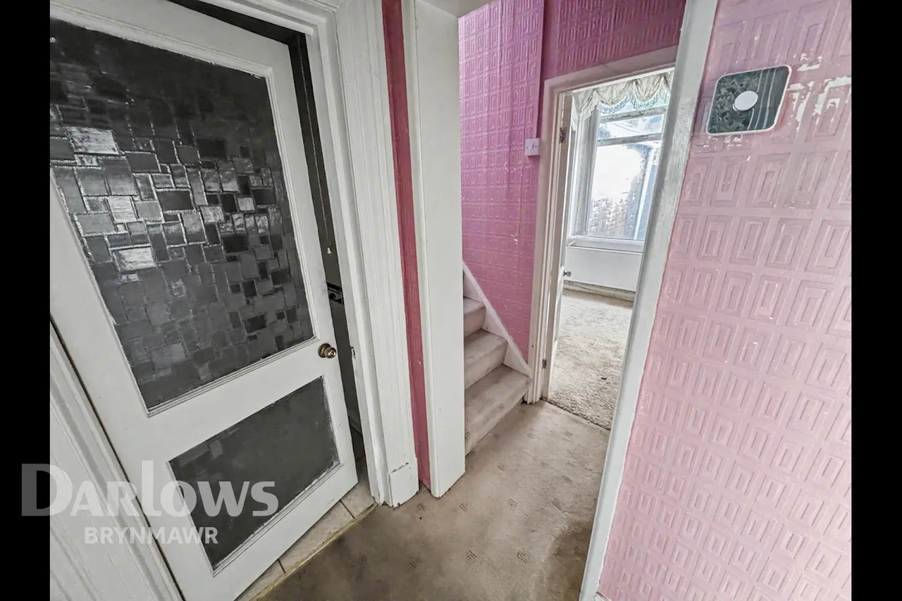 Hillview, Tredegar, photo 14