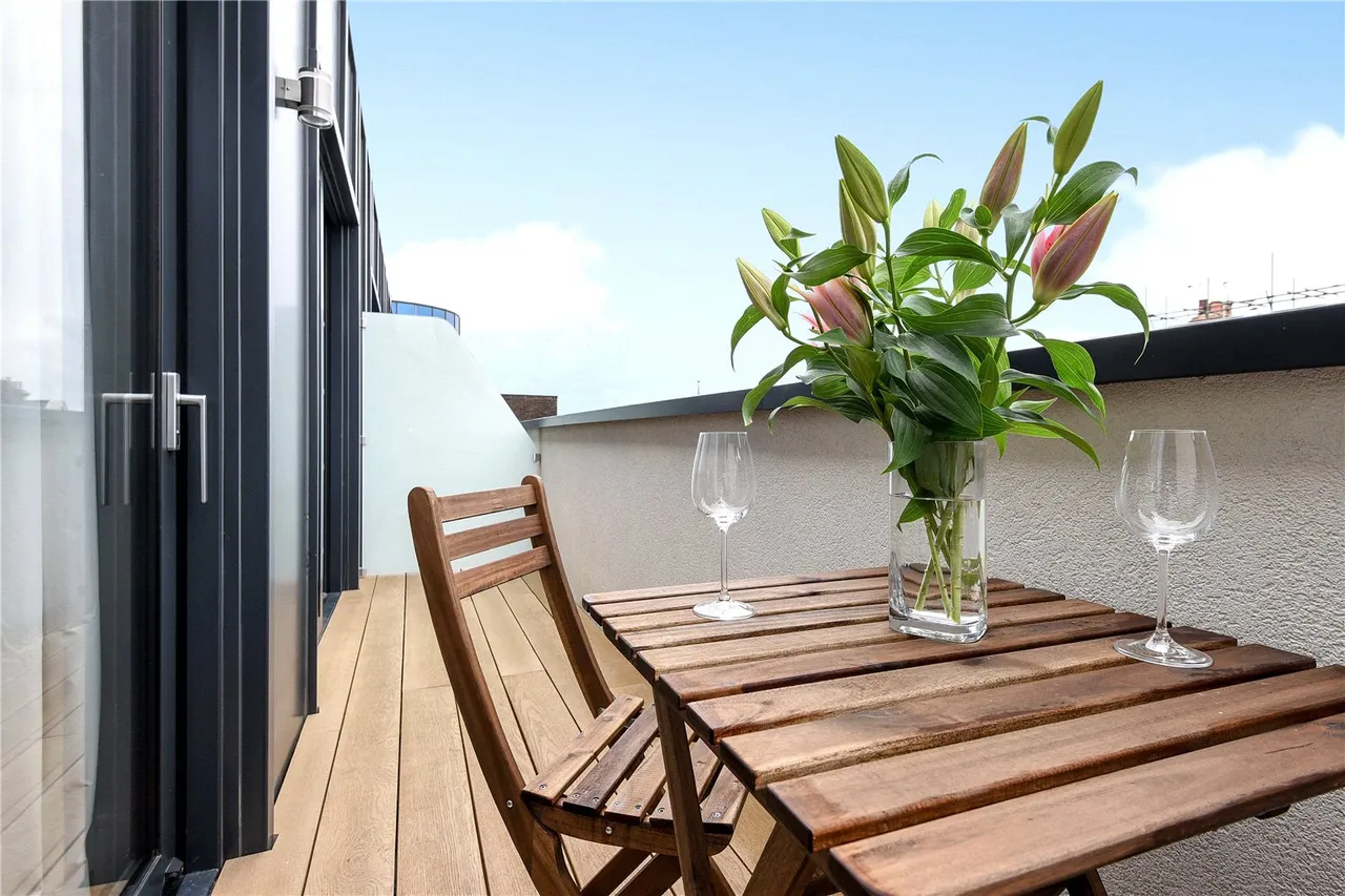 Down Place, London, W6, photo 6