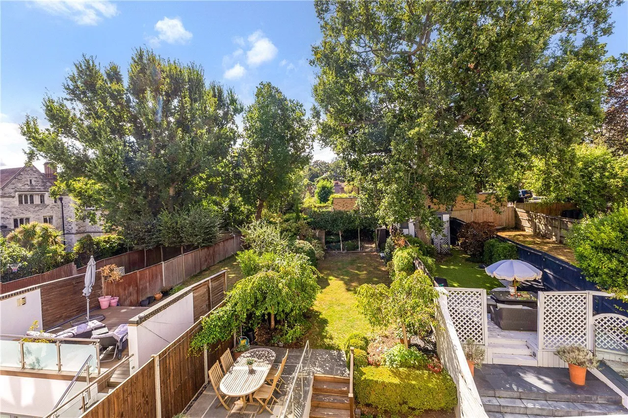 Queensmere Road, London, SW19, photo 9
