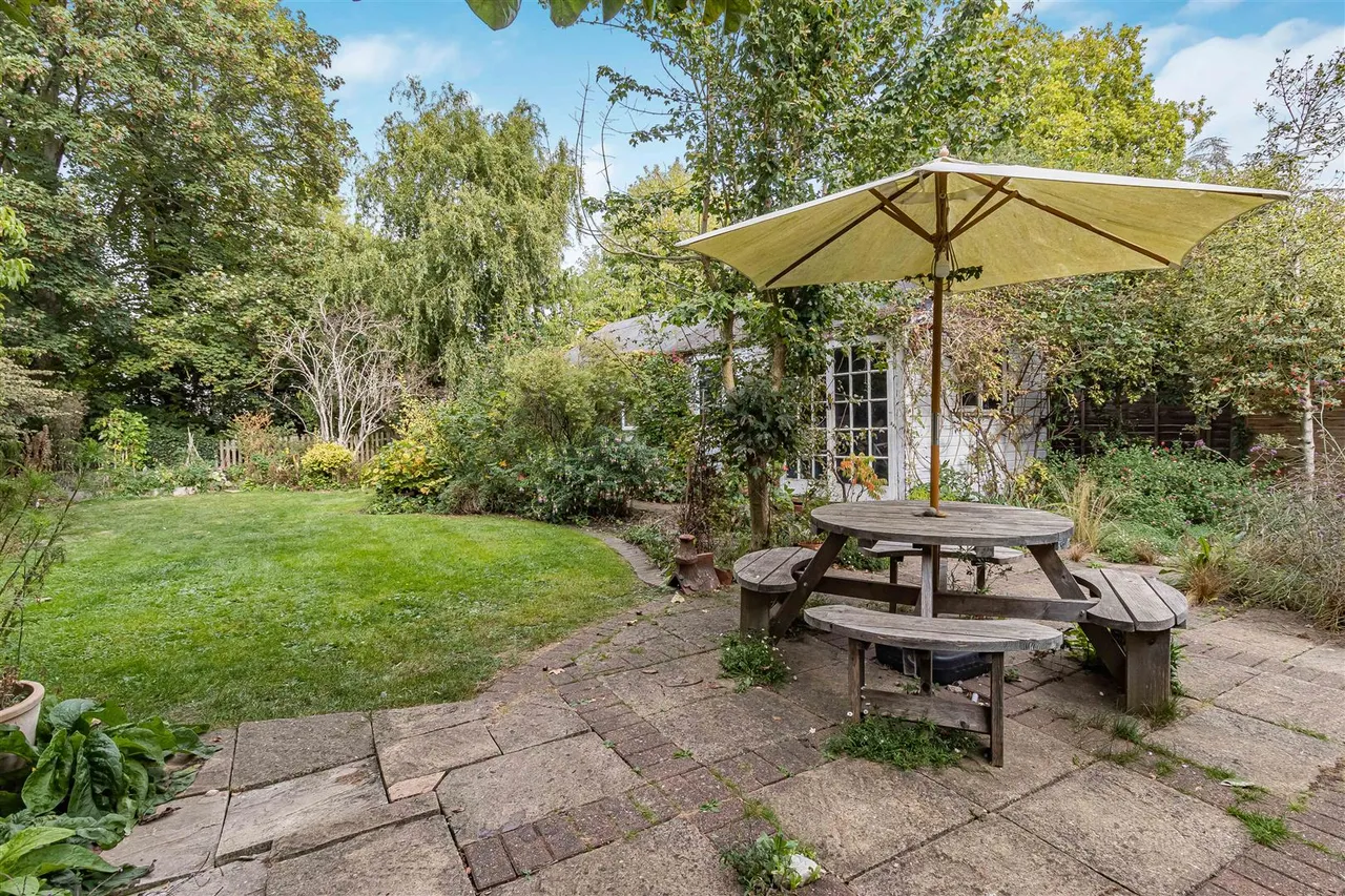 Meadow Lane, Linton, CB21, photo 18