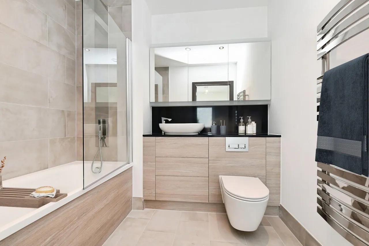 Brentwood Central, Western Road, Brentwood, photo 5