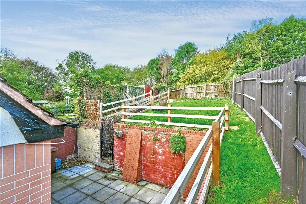 High Street, Colton, WS15, photo 2