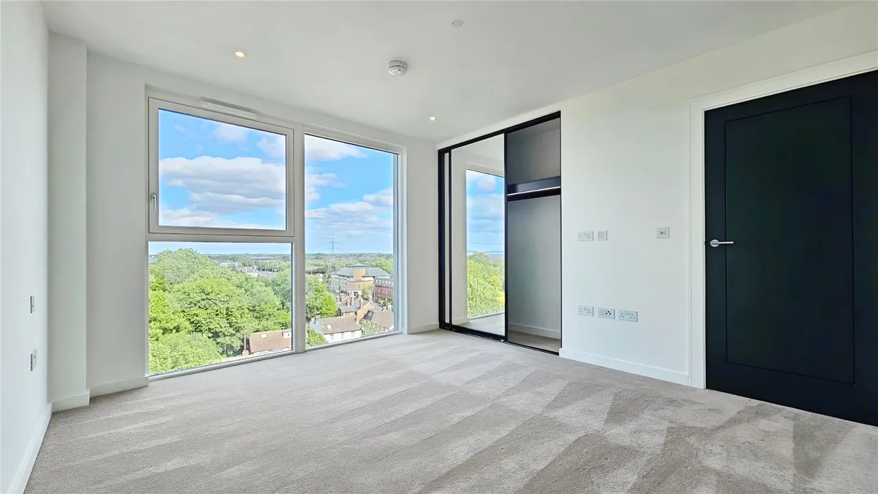Eden Grove, Staines-upon-Thames, TW18, photo 8