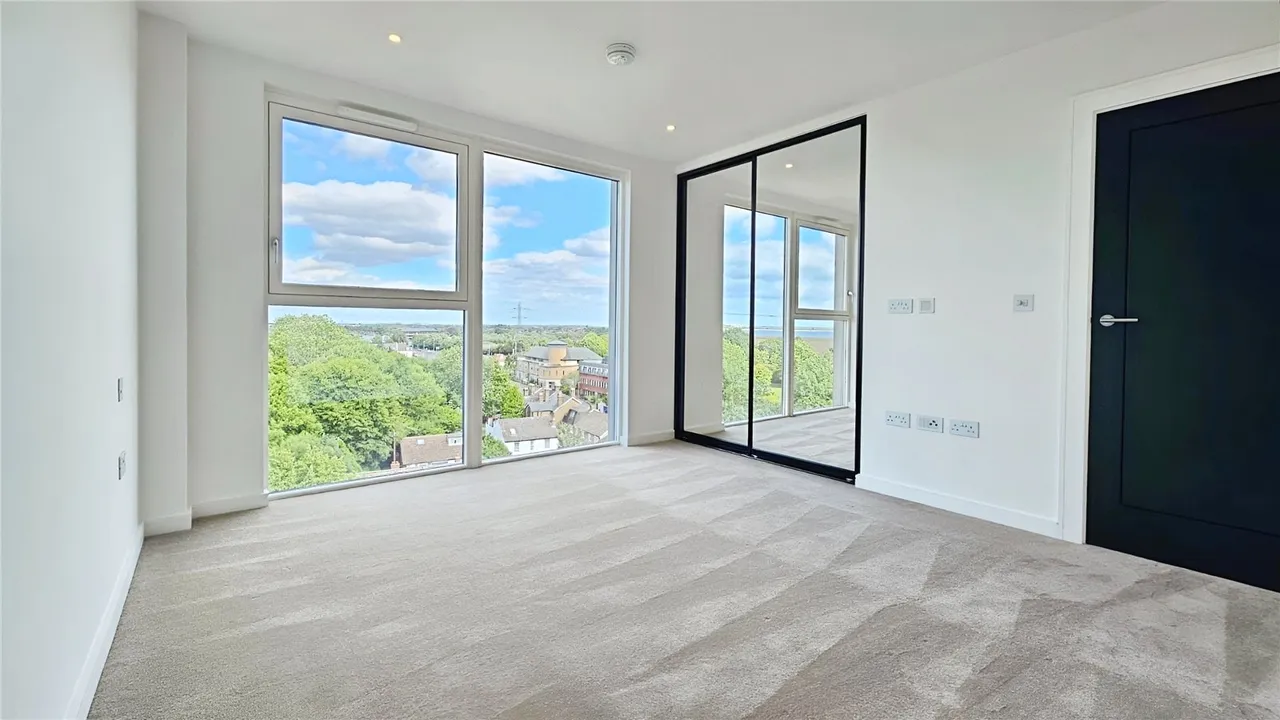 Eden Grove, Staines-upon-Thames, TW18, photo 5