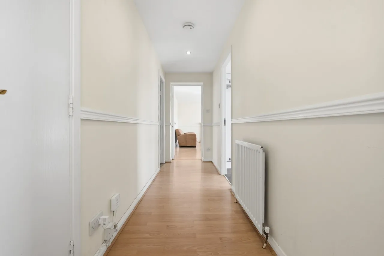 Errol Gardens, Glasgow, G5, photo 13