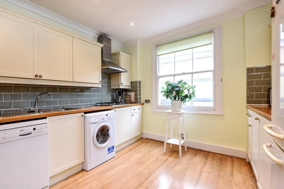 Voltaire Road, Clapham, SW4, photo 3