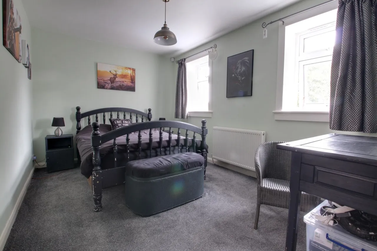 Alderton Crescent, Leeds, LS17, photo 11