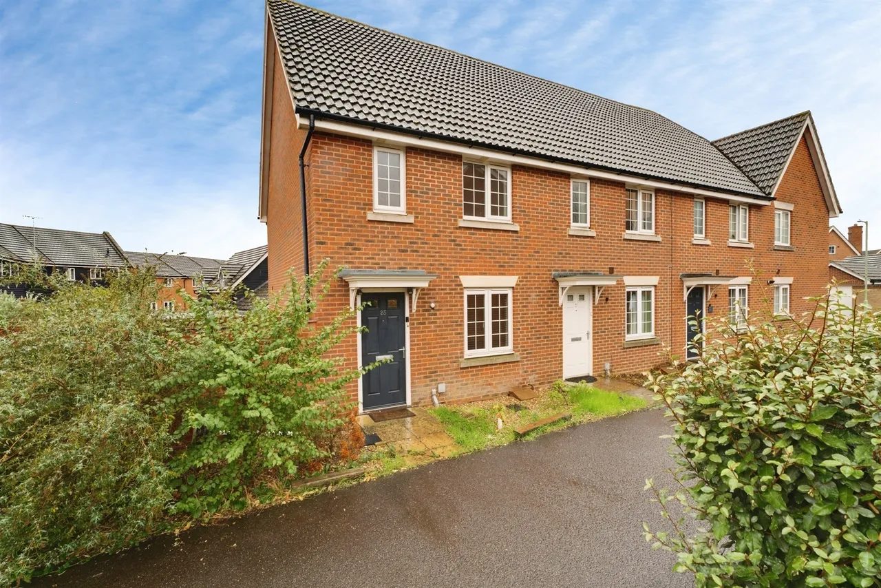 Skylark Way, Stowmarket, IP14, photo 14